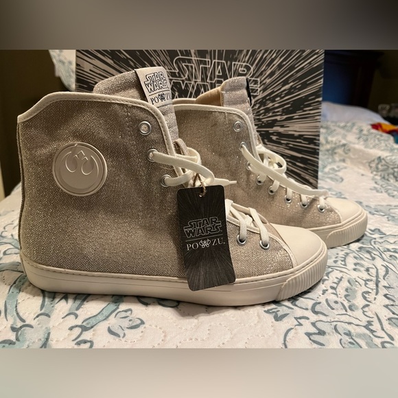 Star Wars Po-Zu Rebel Silver Linen Hitops. Size 9.5 women’s. - Picture 2 of 5